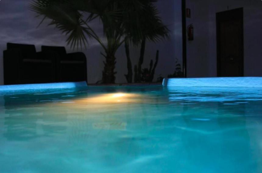 Casa Patio Las Palmeras Cordoba Con Piscina Exteriör bild